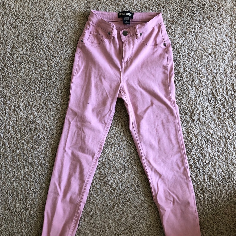 Light pink stretchy pants